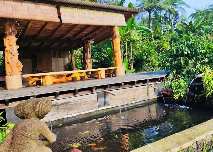Hotel Warung Rekreasi *